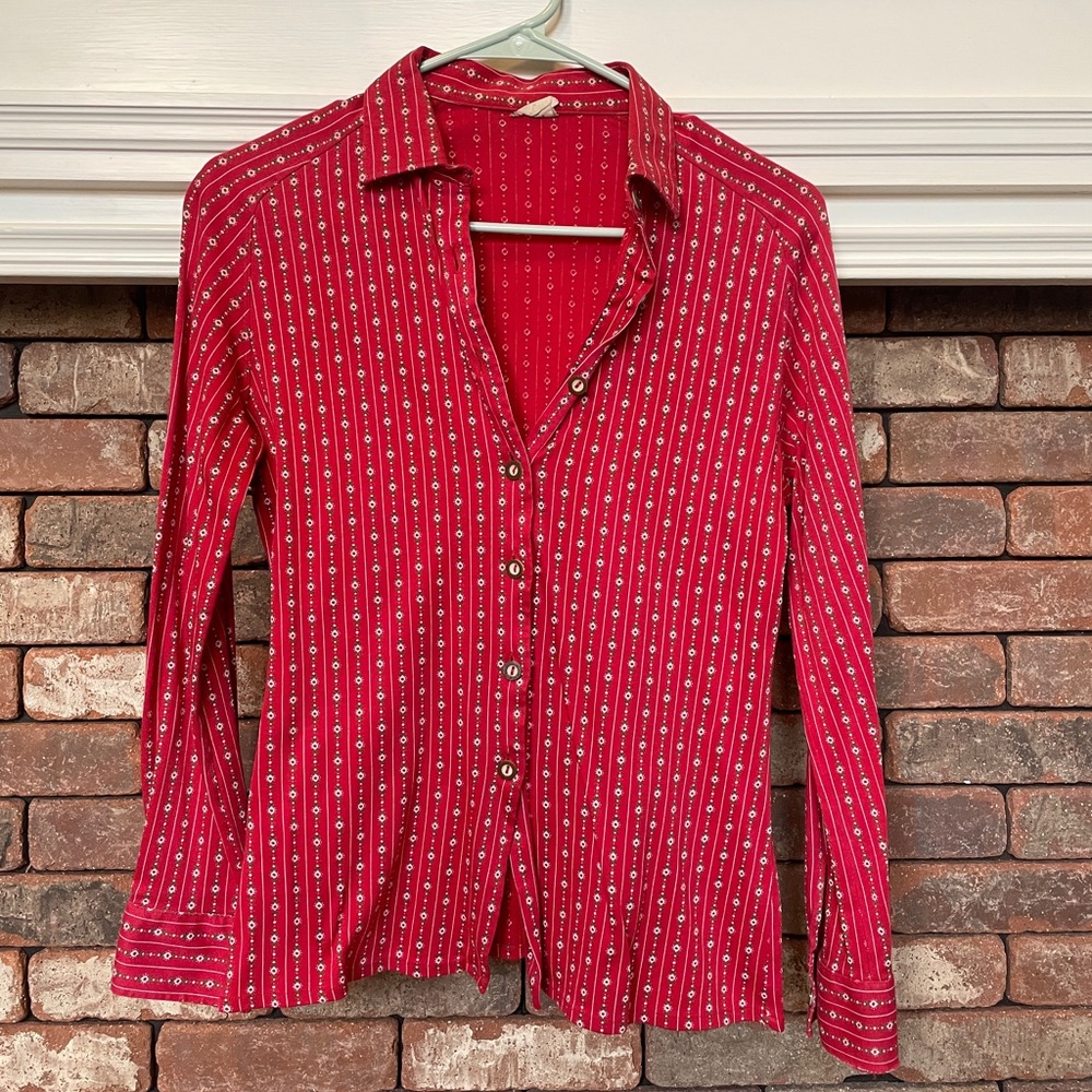 Vintage red button up